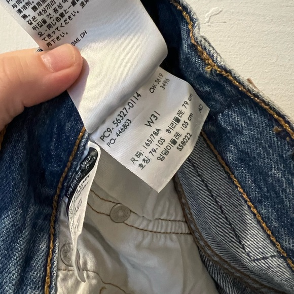 Levi’s 501 Denim Shorts - Picture 4 of 5